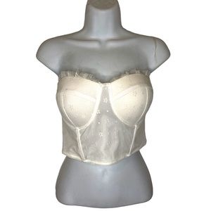 Say what ✨ white bustier crop top with floral lace size M